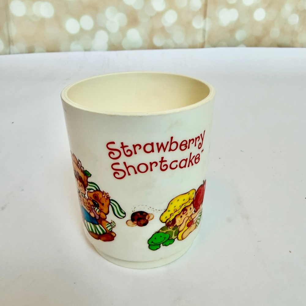 Vintage 1980 Strawberry Shortcake Mug